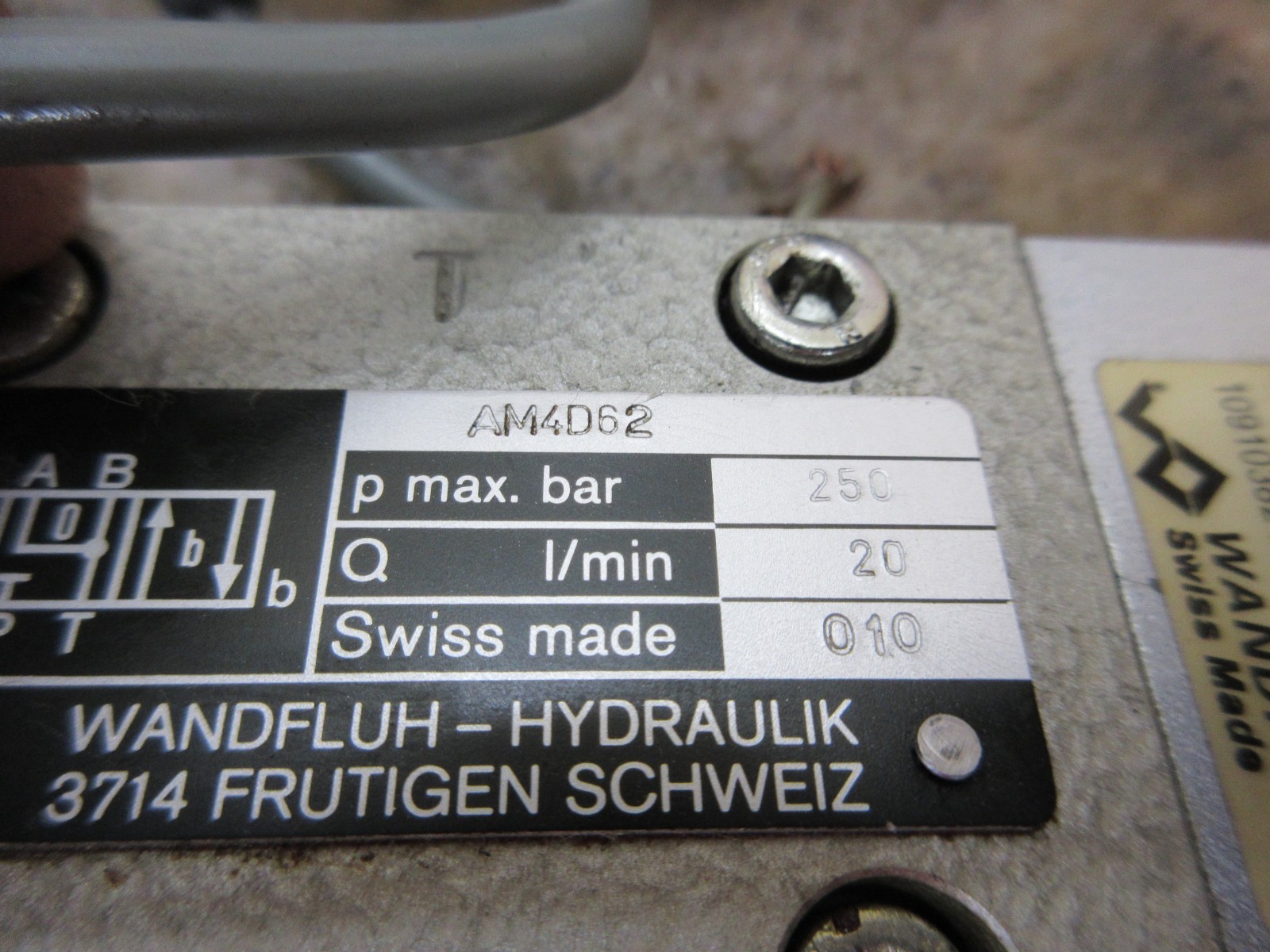TORNOS BECHLER ENC-164 AM4D62 WANDFLUH HYDRAULIK VALVE SIN45V