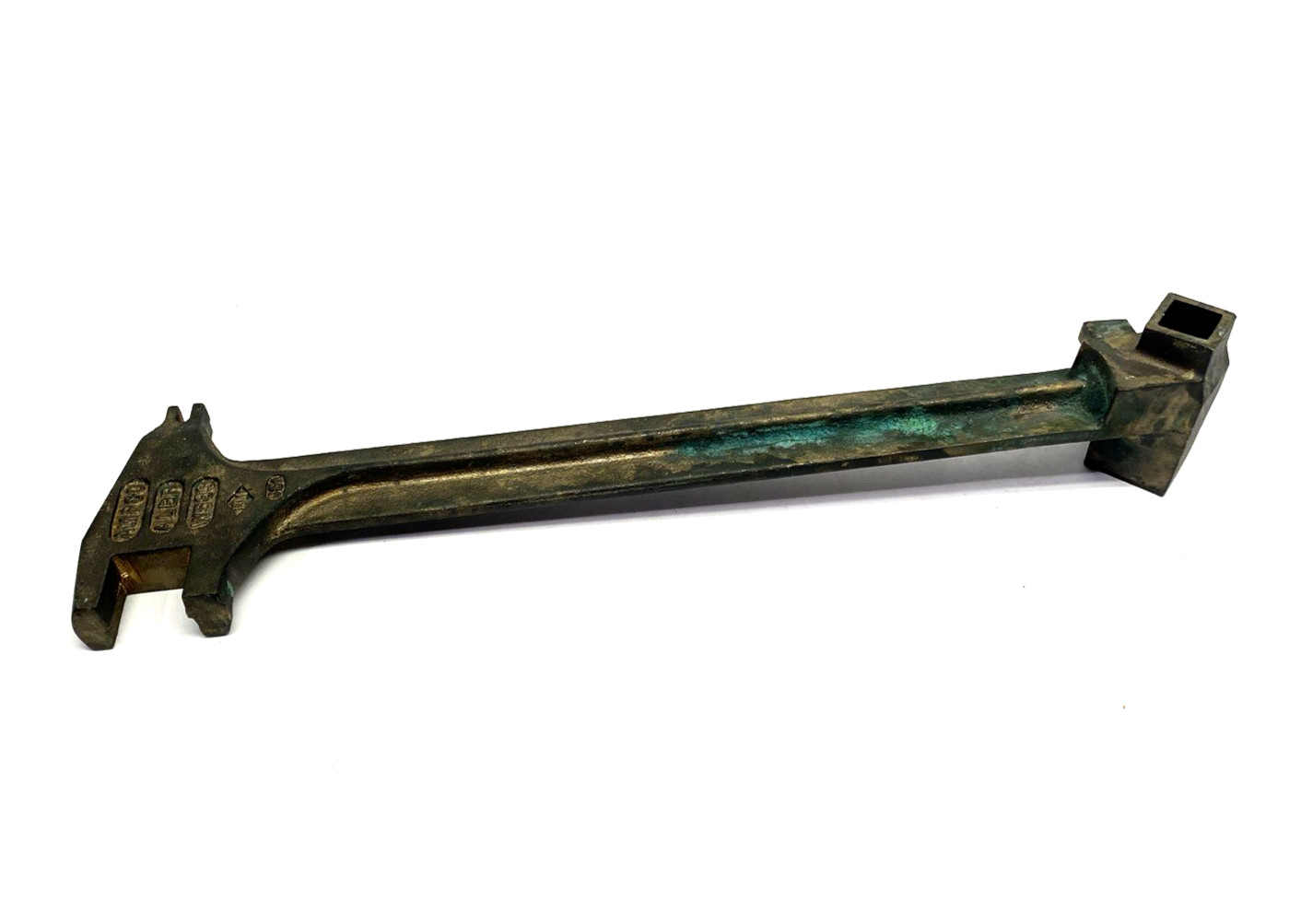 Ampco W58S Non-Sparking Drum Plug/Bung Wrench, Aluminum Bronze, 15″ Length
