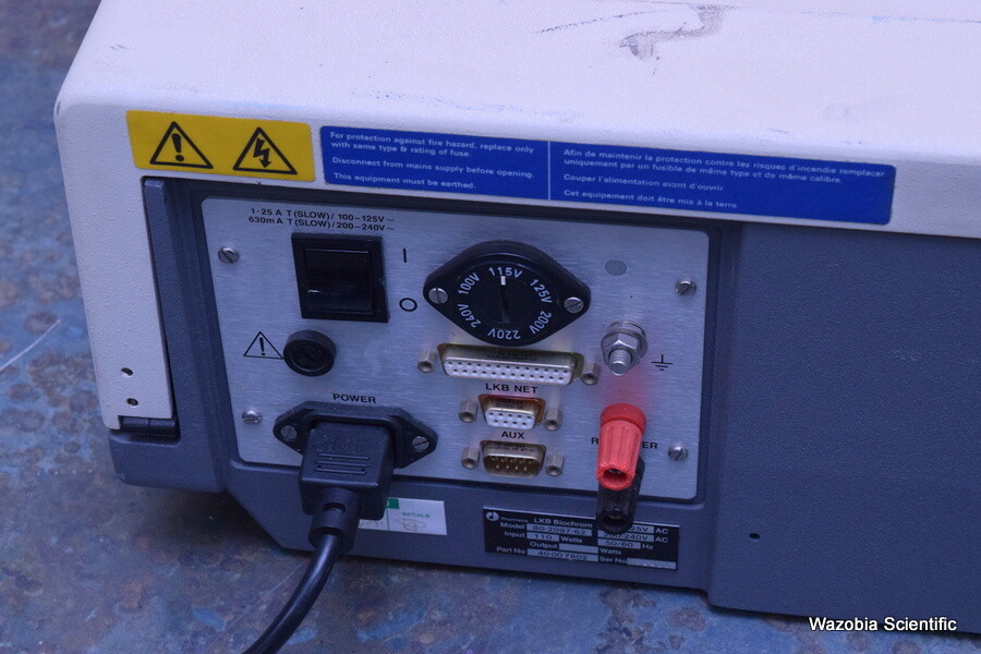 PHARMACIA LKB BIOCHROM ULTROSPEC III MODEL 80-2097-68 UV VISIBLE SPECTROPHOTOMET