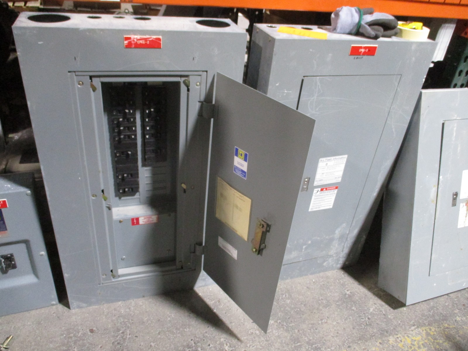 Square D Main Lug Circuit Breaker Panel 07604-5-N-659 480Y/277V 225A 3PH 4W Used