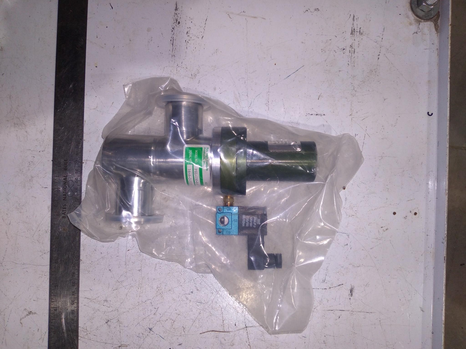 Key High Vacuum PSL-150-N-K Valve WITH MAC 35A-AAA-DAAJ-1KA 120/60 110/50