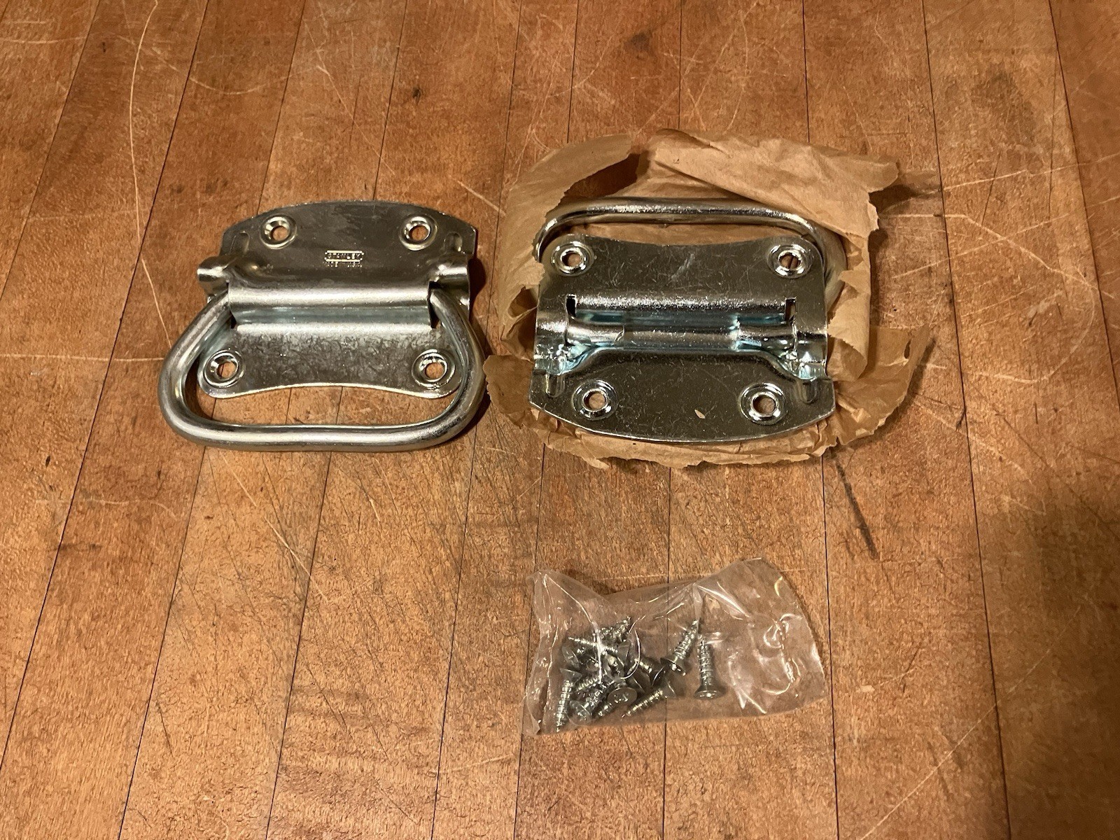 NOS Vtg. 1 Pair Stanley 1205 US2C Steel Zinc Plated Chest Handles No. 3 1/4 USA