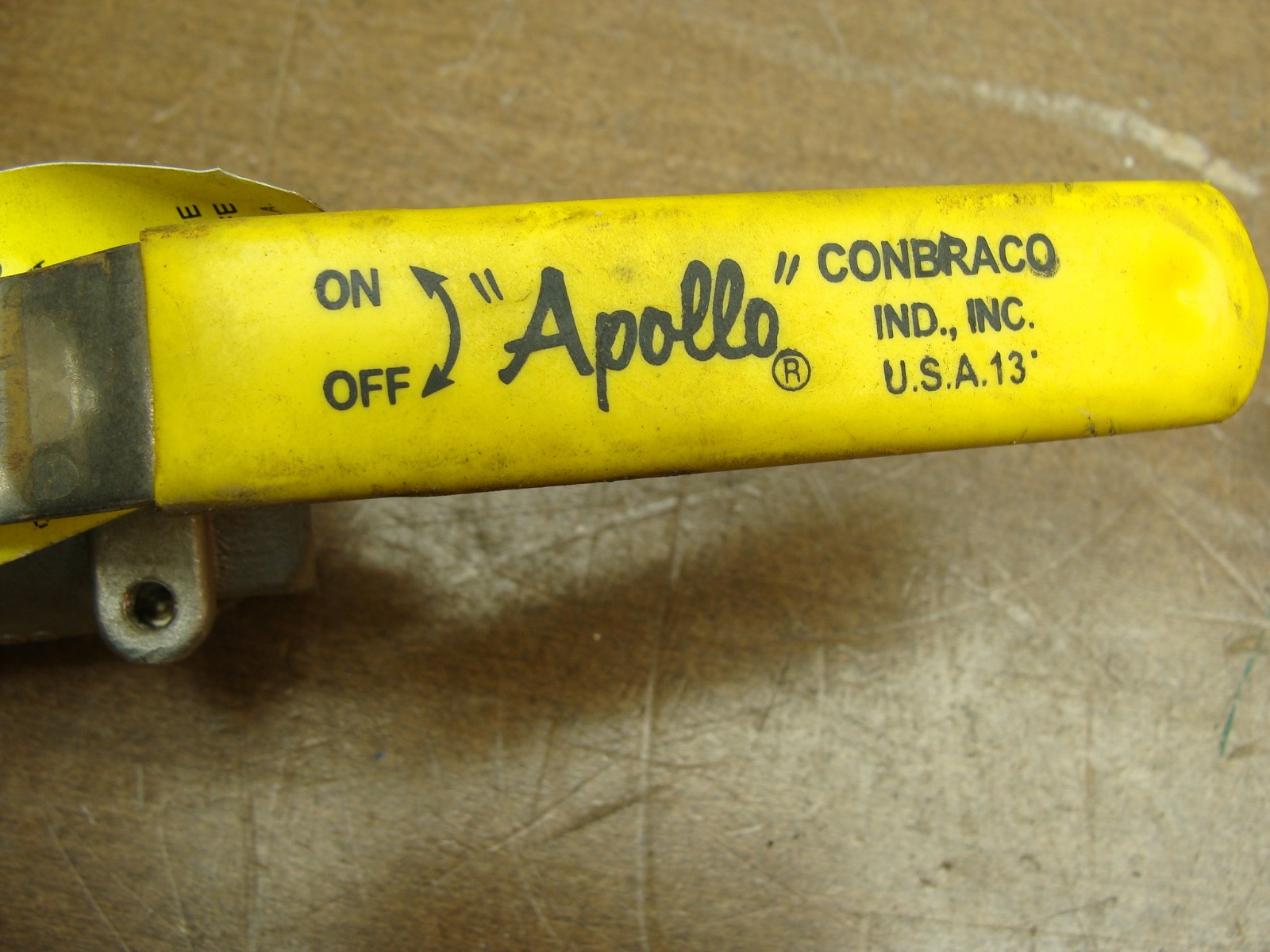 APOLLO STAINLESS STEEL BALL VALVE 76-104-01A 3/4″ FNPT 2000 PSIG WOG CF8M