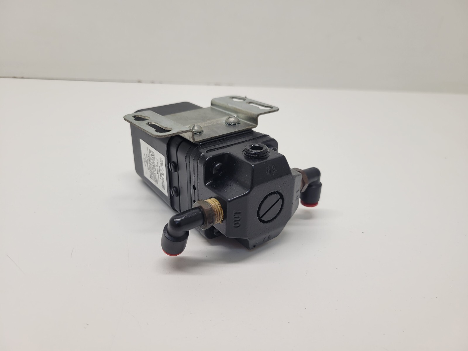 GOOD USED! ITT CONOFLOW ELECTRO PNEUMATIC TRANSDUCER GT2108EDXA