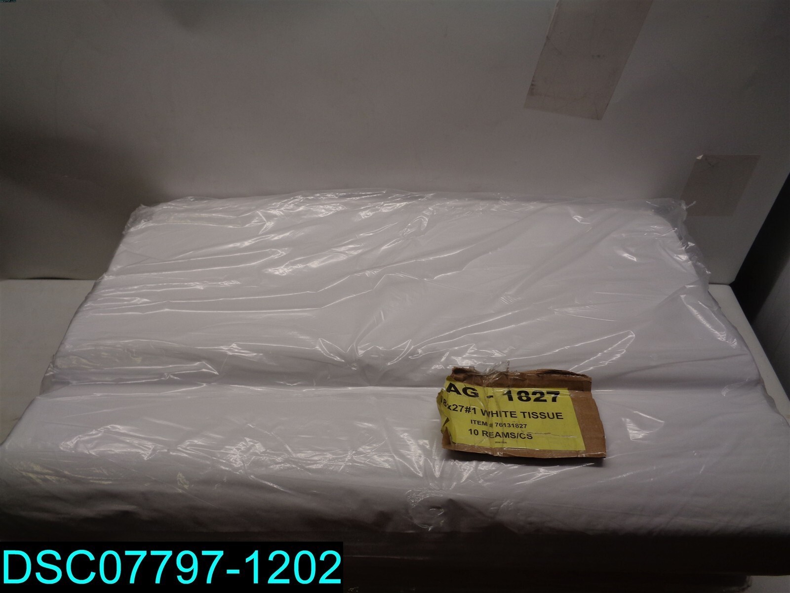 QTY=5 REAMS (2500) : EAG-1827 18 x 27″ – White Tissue Paper