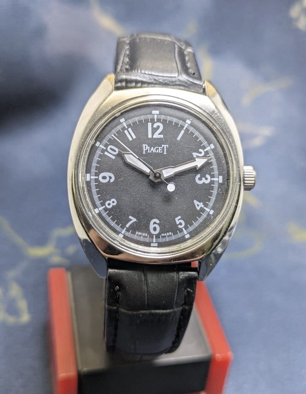 Vintage Piaget 17 Jewels Manual Winding Swiss Made Men’s Watch