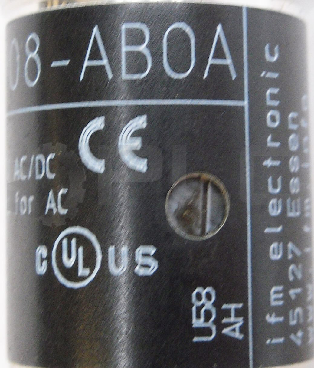 NEW IFM IG0307 IGA2008-AB0A PROXIMITY SENSOR 20-250V 45-65HZ
