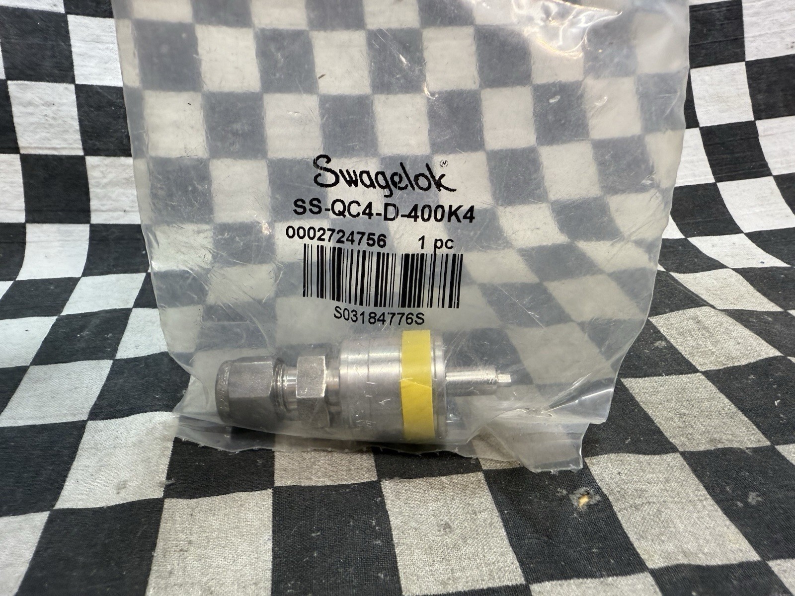 SWAGELOK Quick Connect 1/4″, SS-QC4-D-400K4, SHIPSAMEDAY#E22A