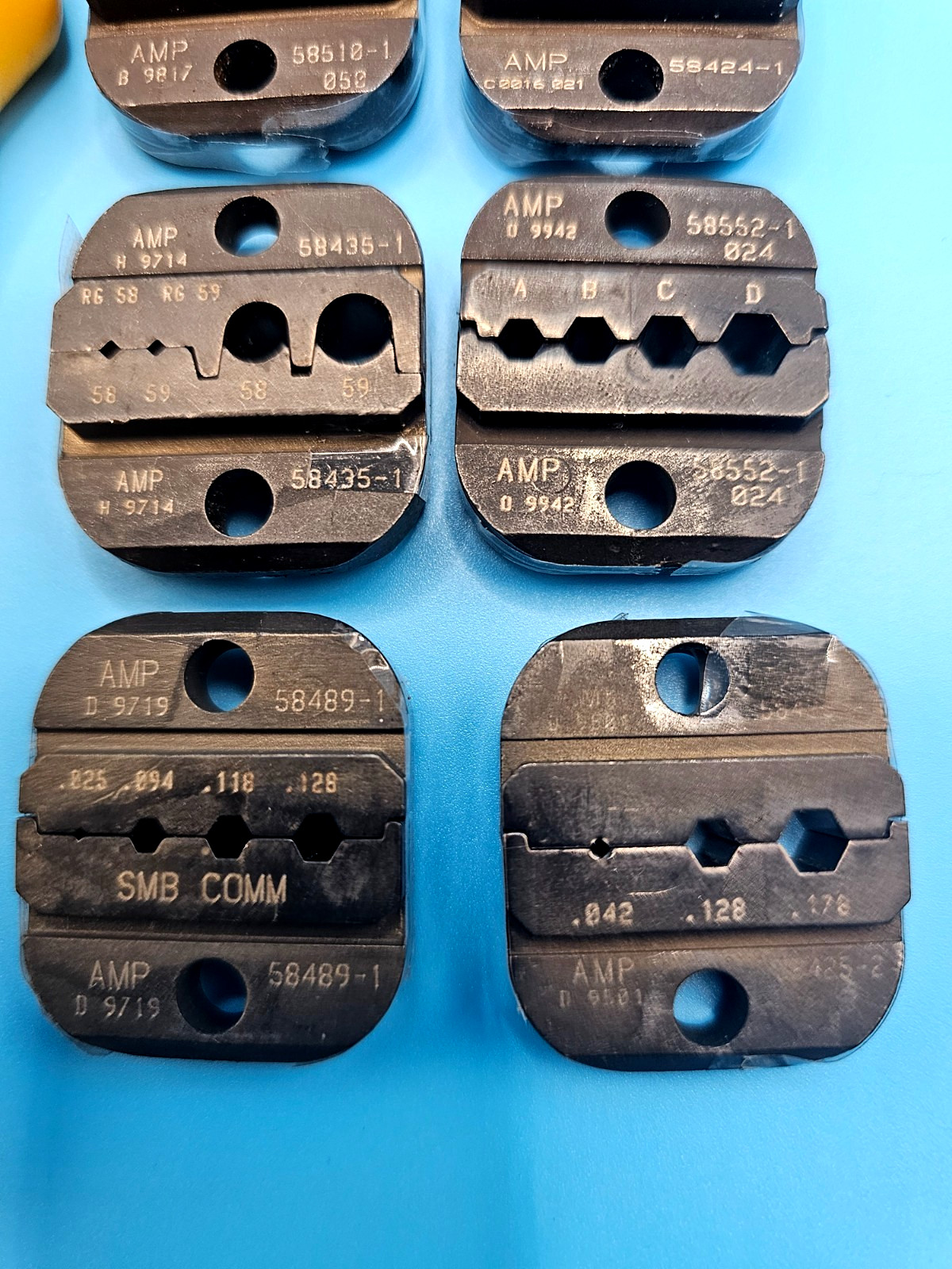 TE CONNECTIVITY/AMP 9 Assorted Crimp DIE sizes & 2 Tool Frame