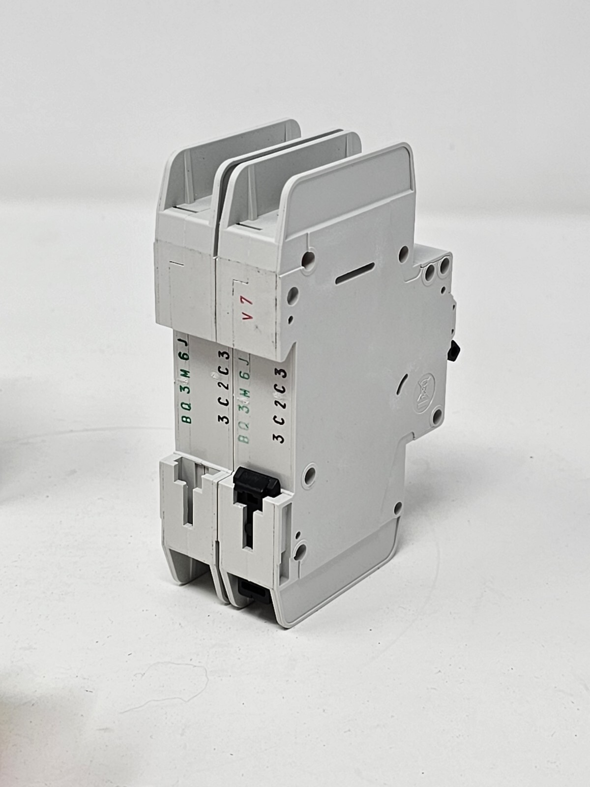EATON FAZ-C3/2 250V 3A, Circuit Breaker – New