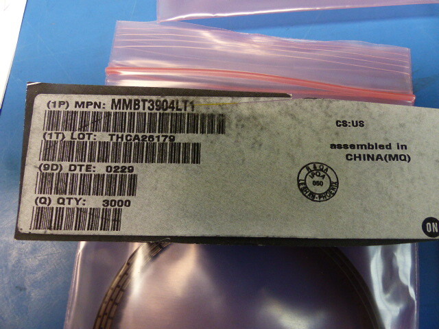 MOT/ONSEMI MMBT3904LT1 Qty of 2200 per Lot TRA 2N3904 NPN TO23 SM TnR
