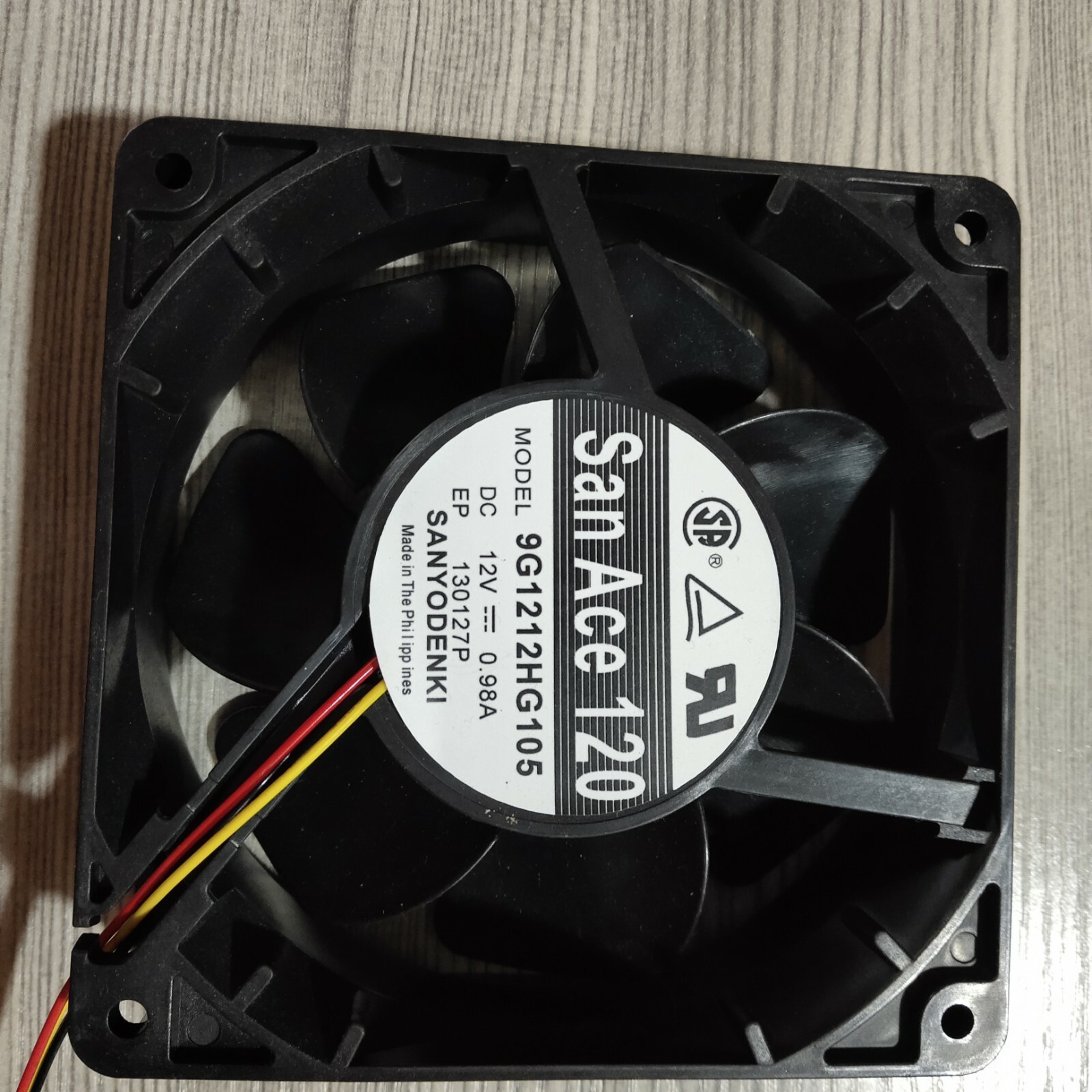 1PC For FAN Sanyo 9G1212HG105 12v 0.98A 3 lines Z#1