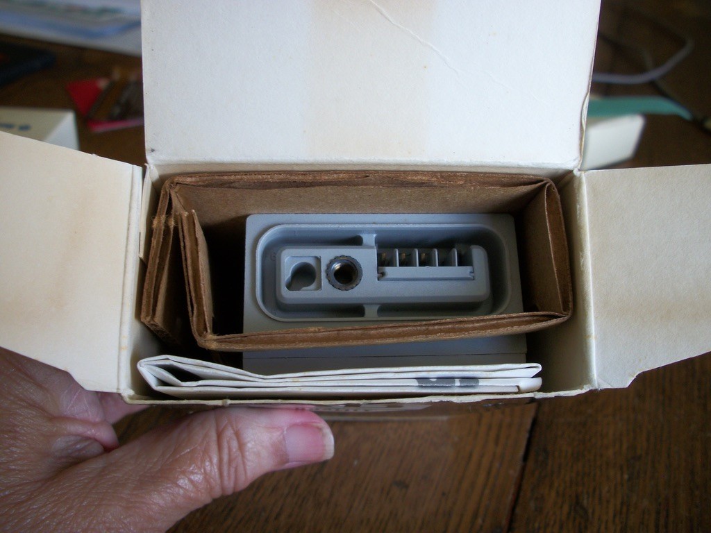 ALLEN BRADLEY 42MTB-5000 PHOTOSWITCH TERMINAL BASE 120VAC 50/60HZ SERIES B BNIB