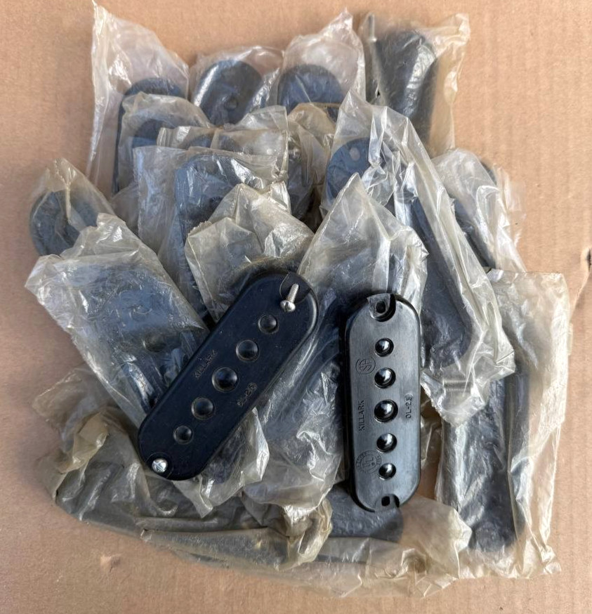 24 Pcs Killark OL-25 Conduit Access Fitting Cover 3/4″