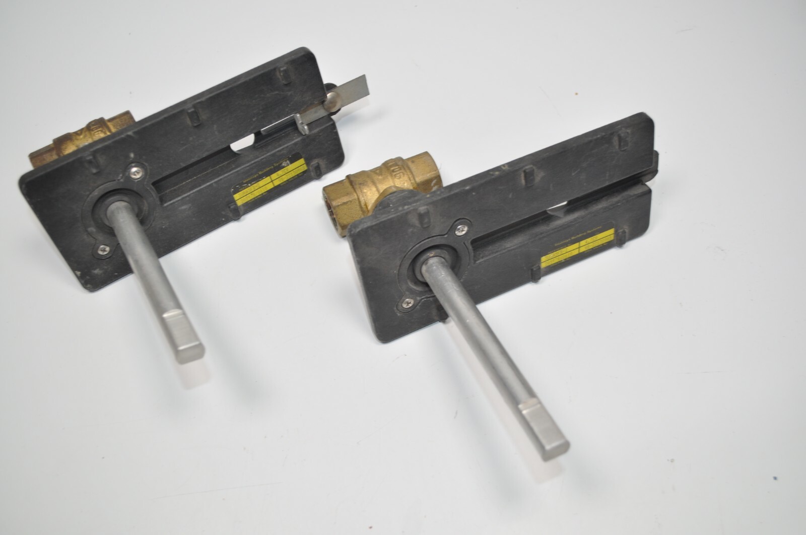NICE LOT 2 Johnson Invensys Plated Brass Ball Valve 4.7cv VG1241AG VB-22130905