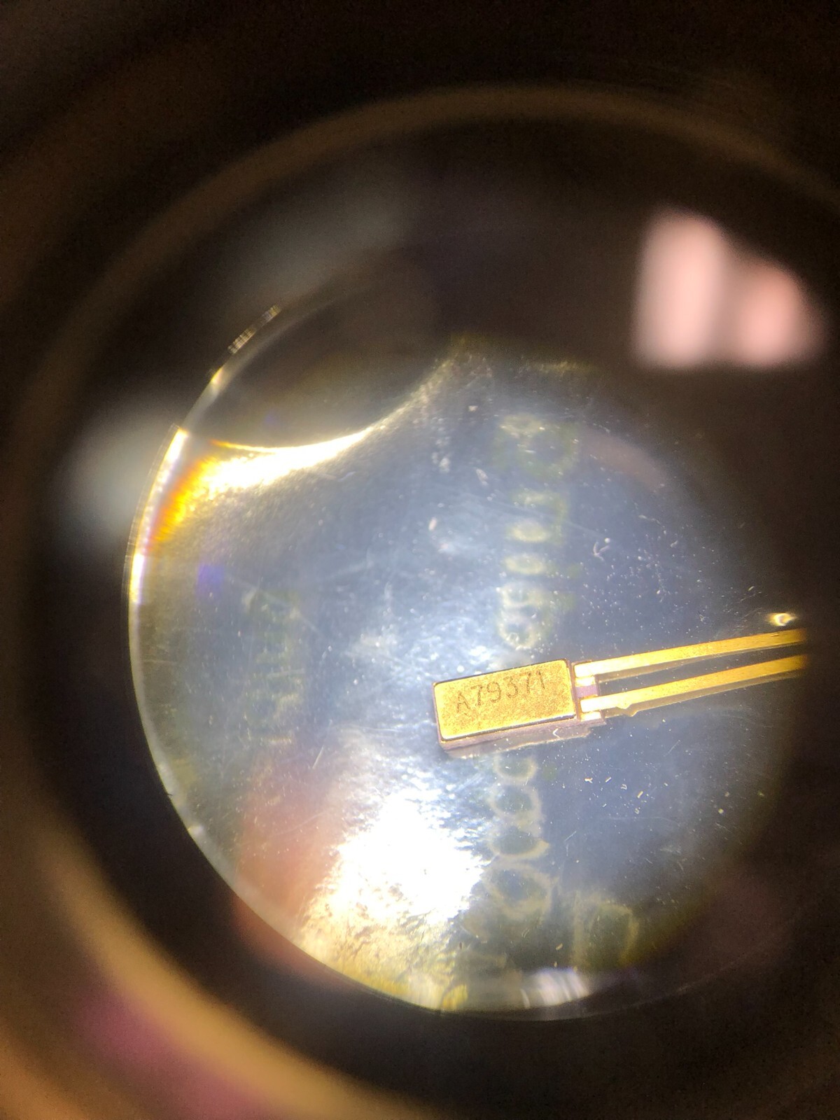 Analog Devices AD590KF Temperature Transducer 55-150°C 2-Pin Flatpack IC