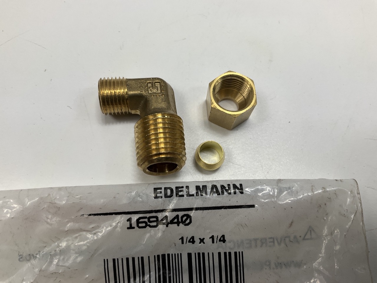 Edelmann 168440 Compression Male Elbow Fitting 1/4″ Tube X 1/4″ Pipe