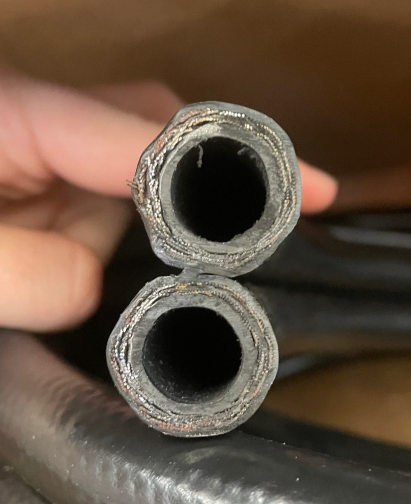1/2″ Twin Line Hydraulic Hose MegaFlex Connected 85390 Gates 8CM2TDL-XTF 15 Feet
