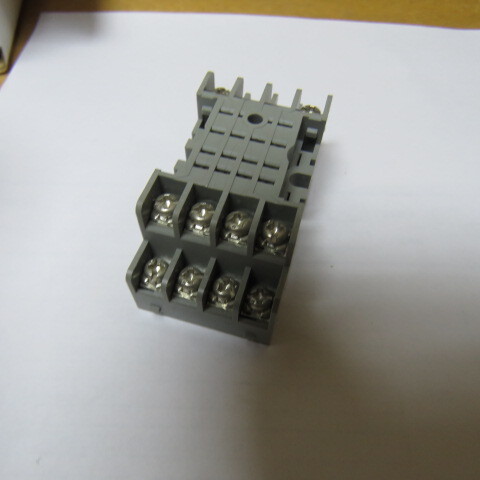 POTTER AND BRUMFIELD 27E894 Qty of 1 per Lot Relay Socket Screw, 4 Pole Potter,