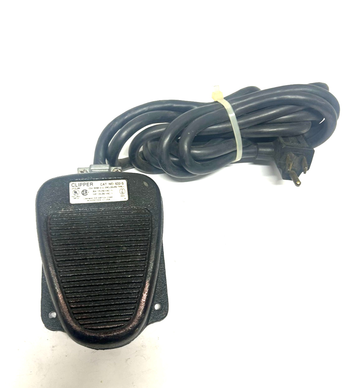 Linemaster Clipper 632-S Foot Pedal Switch 20A 125-250VAC Industrial Foot Switch