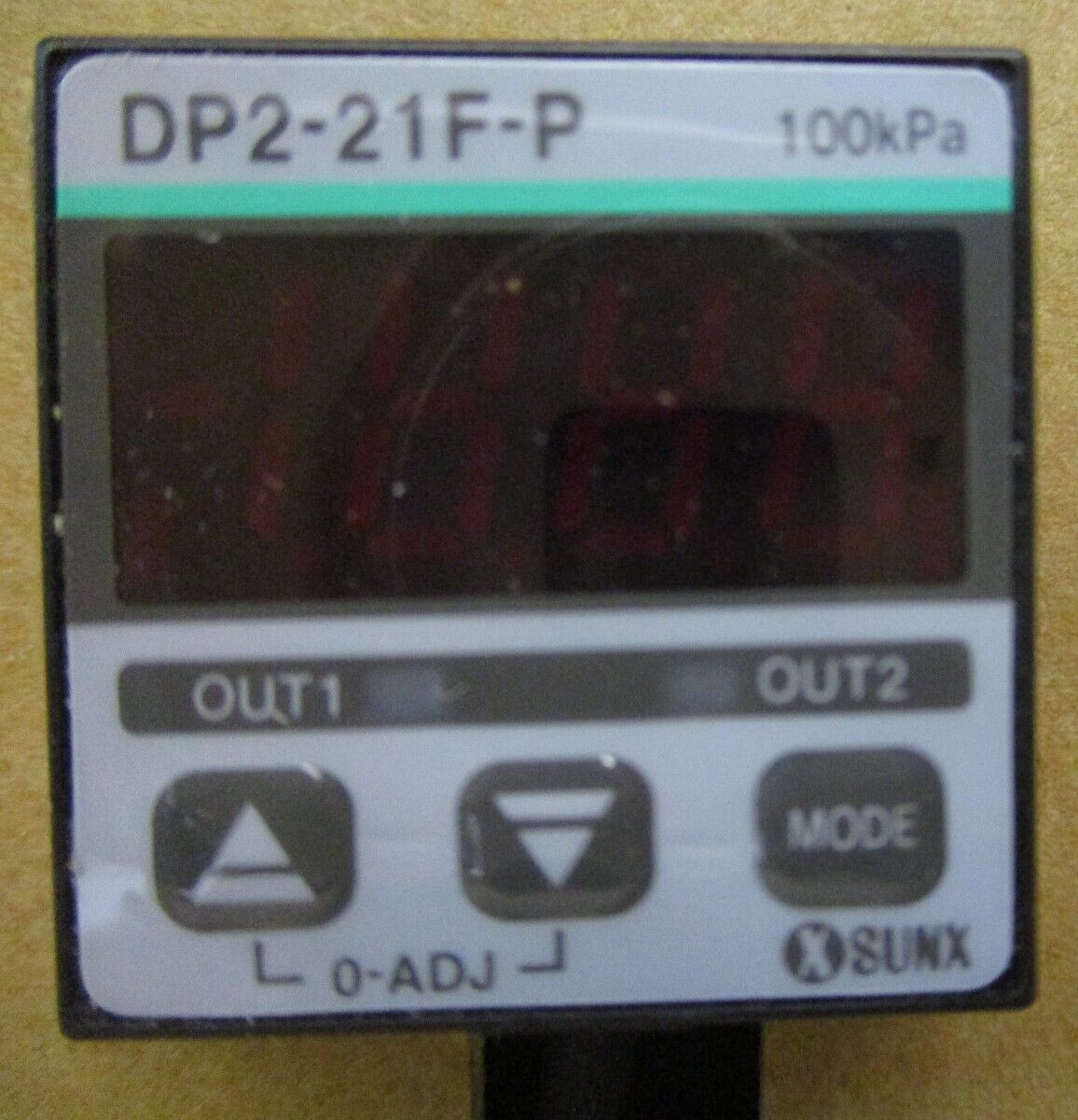 SUNX DP2-21F-P UDP221FP Pressure Sensor w/ Digital LED Display 100kPa 46939ELL