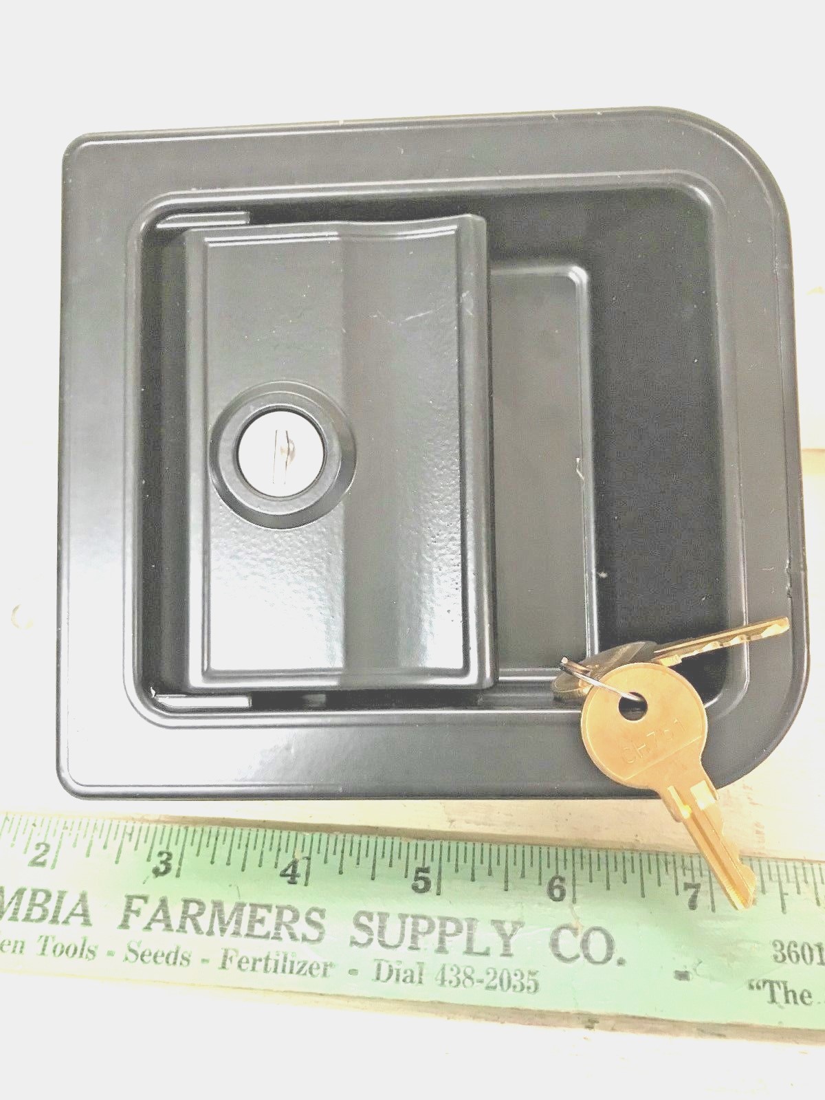NMC/WOLLARD NW36748 LATCH HANDLE WITH LOCK & KEYS