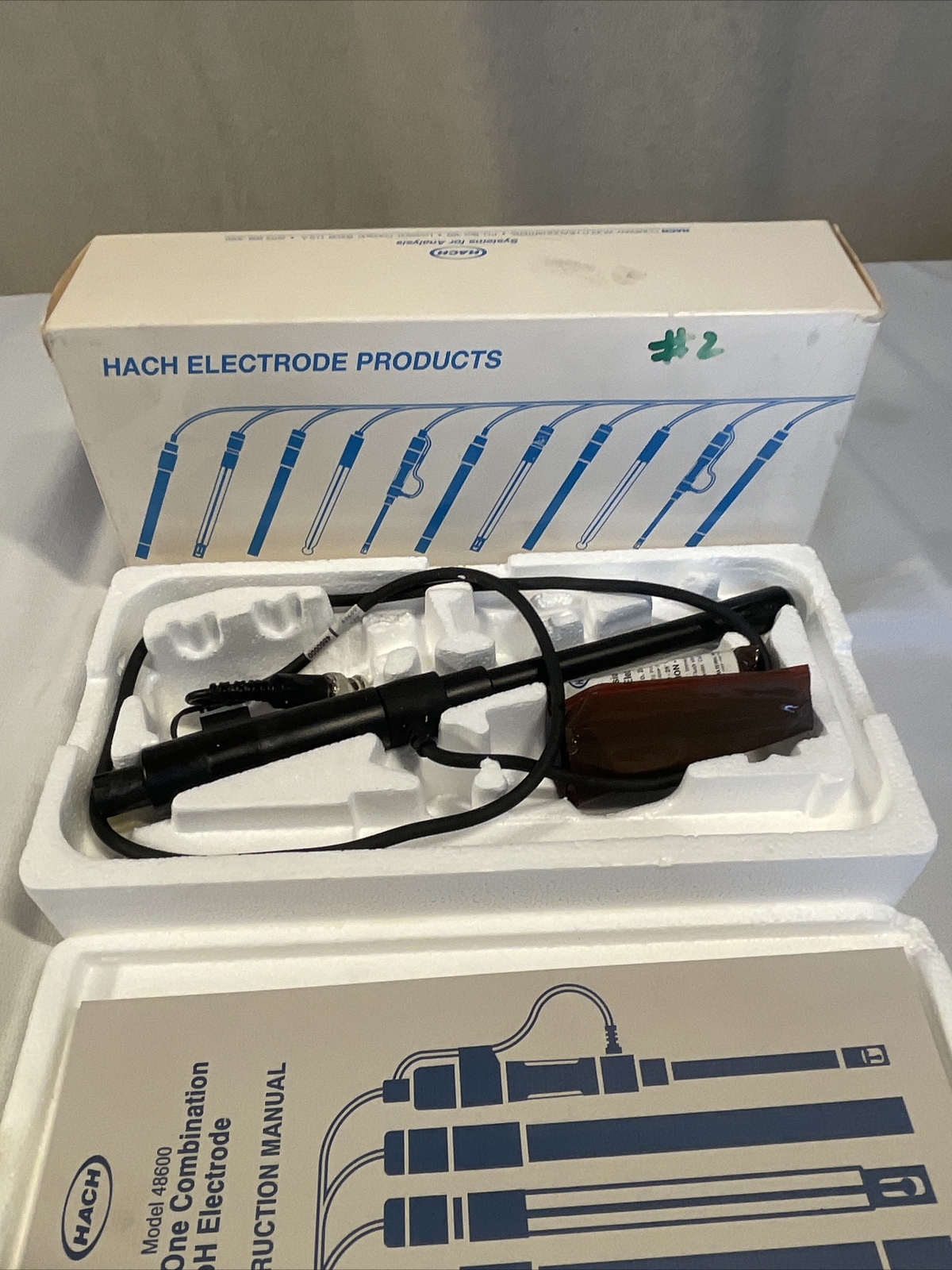 HACH ELECTRODE PRODUCTS 48600 HACH ONE COMBINATION pH Electrode WITH TEMPERATURE
