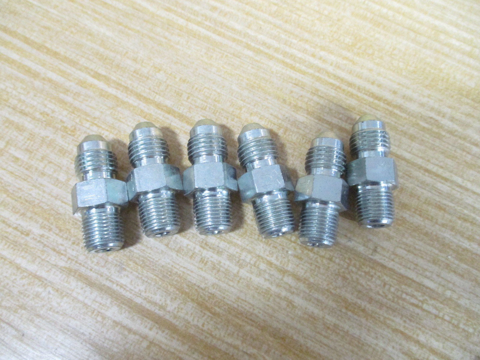 Aeroquip 2021-2-4S 37° Flare Adapter 202124S (Pack of 6)