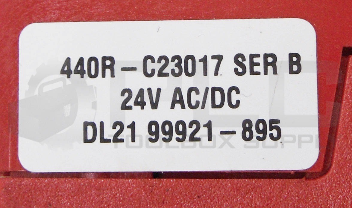 ALLEN BRADLEY 440R-C23017 /B UNIVERSAL SAFETY RELAY UNIT
