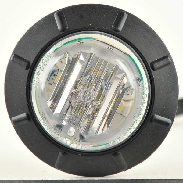 Maxxima M09400wcl Courtesy Light, 6 Led, 1-1/4In Round, White