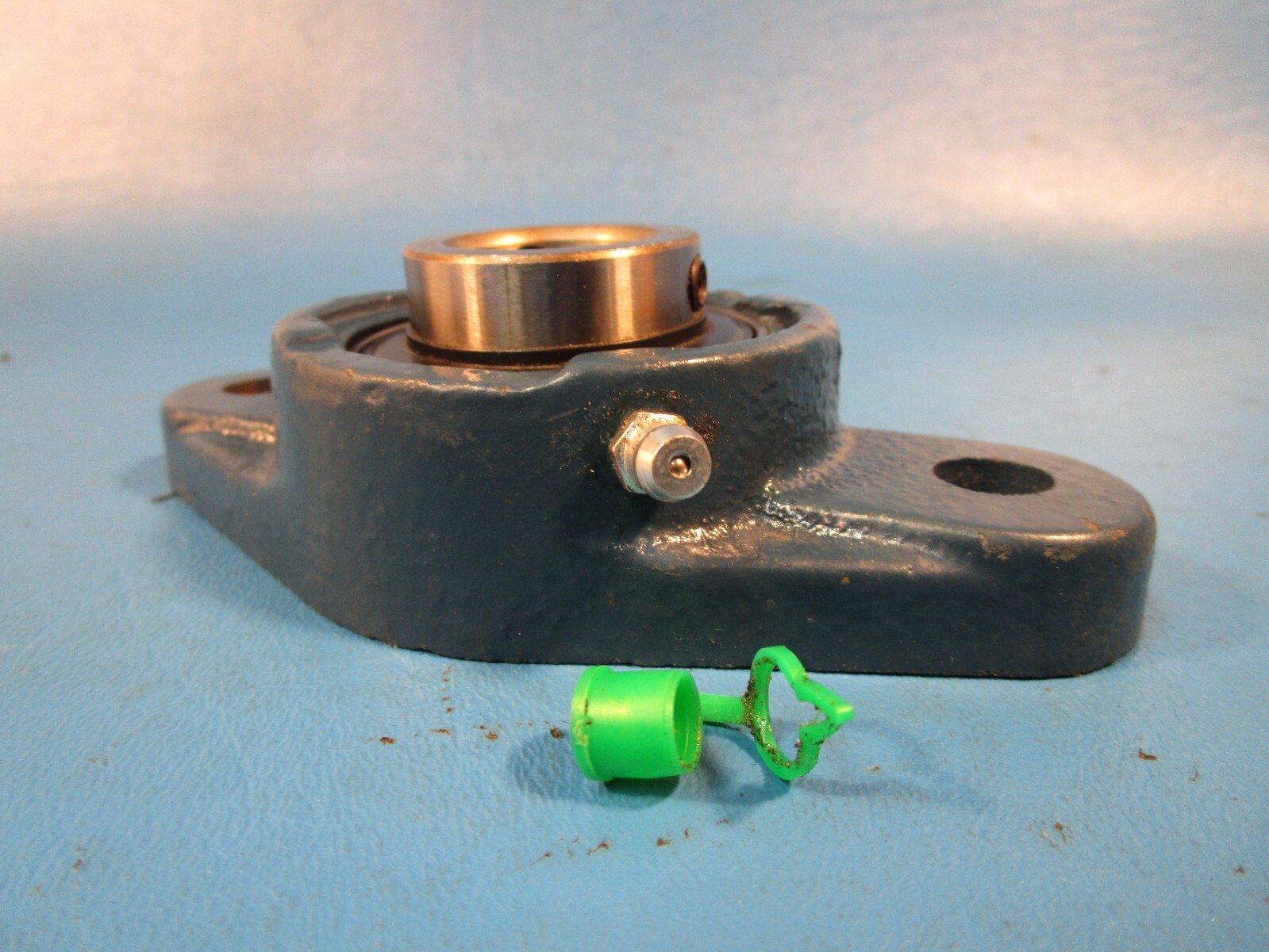 UCFL205-14 7/8” Bore 2-Bolt Flange Bearing 7/8” Bore, set screw (IDC, Peer, AMI