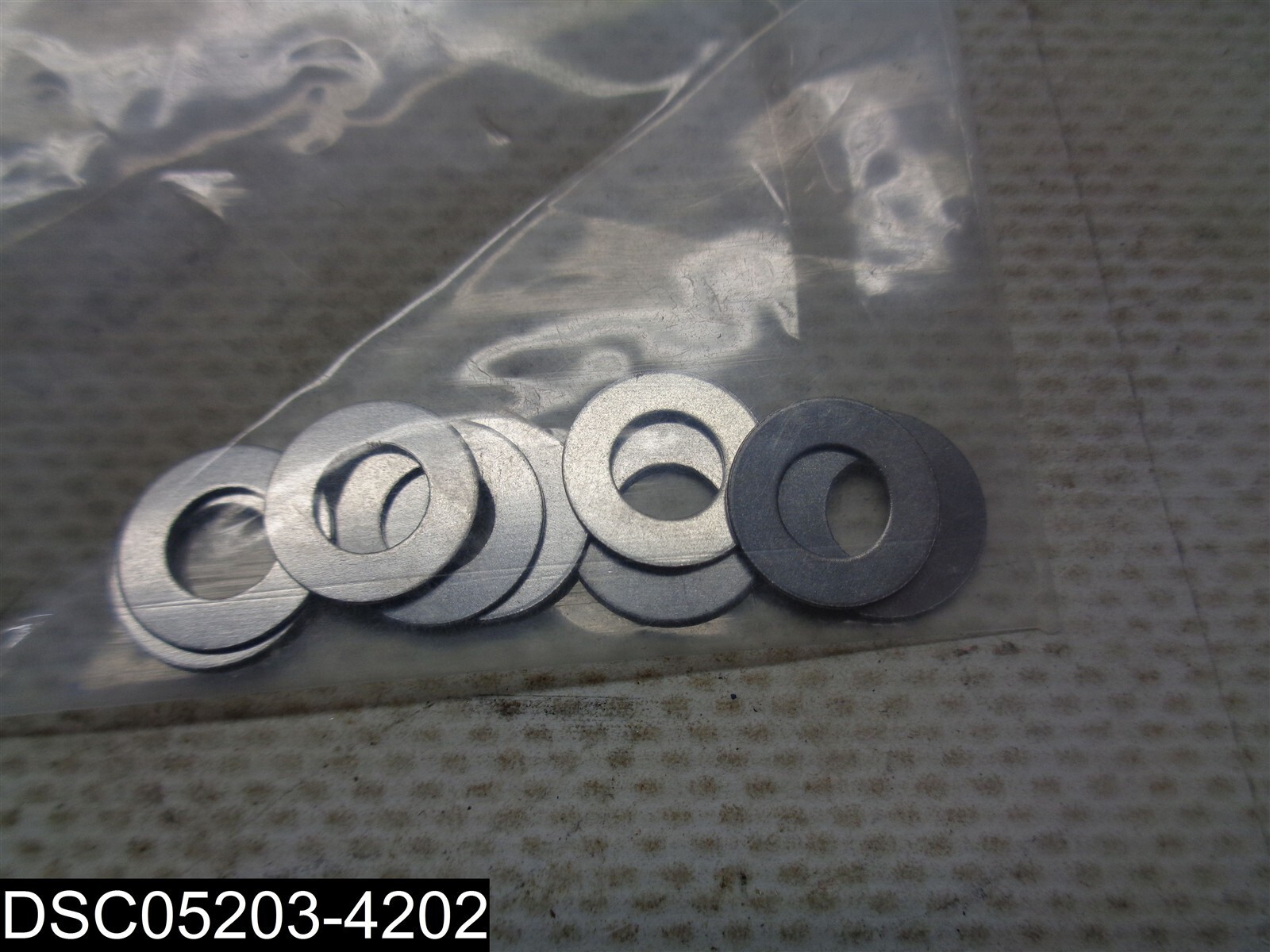 QTY=20: Din 988 Shim Rings 06172 95