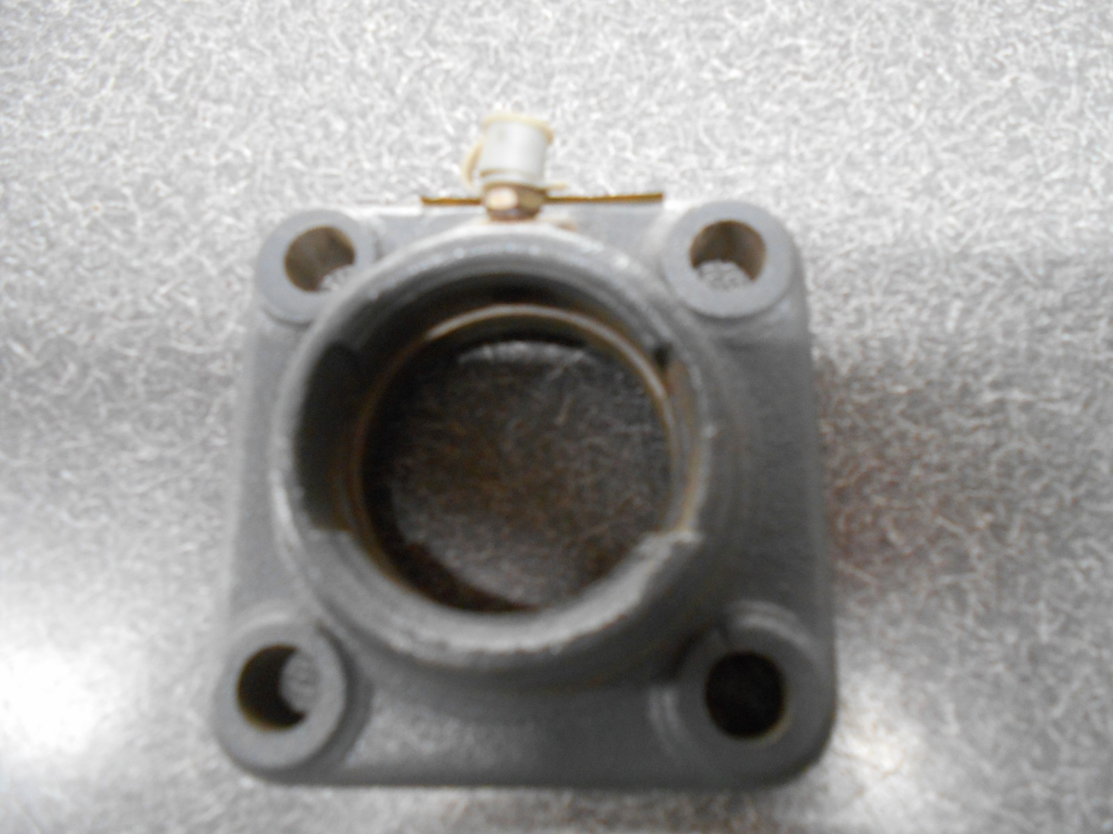 Burns/Tisco 40mm 4-Bolt Greasable Bearing Flange. F40-R. NEW!