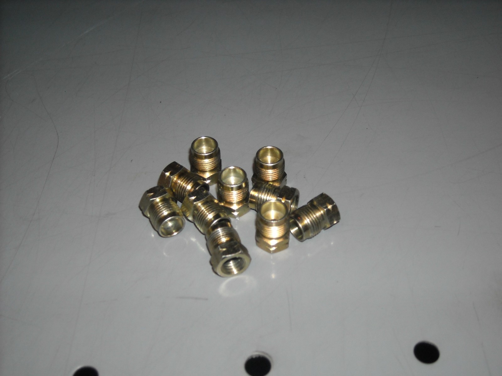 14986, Lincoln Industrial, 10pc, Outlet Body, New Old Stock