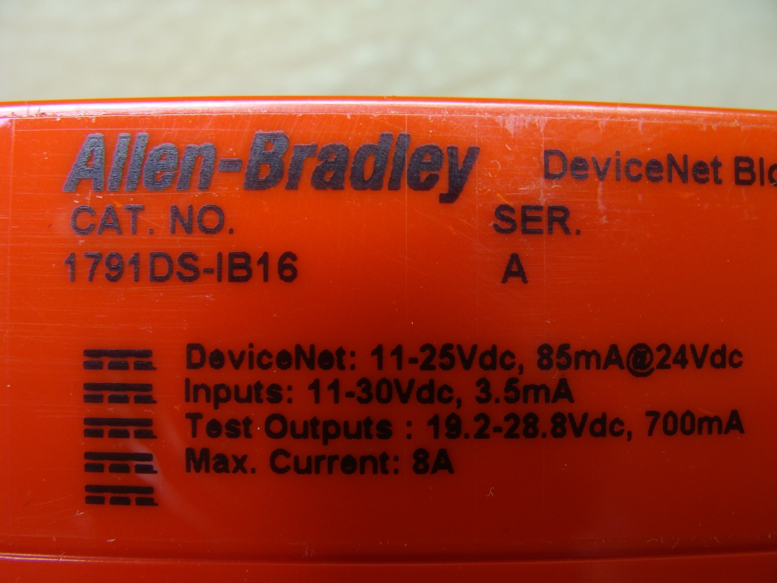 Allan Bradley 1791DS-IB16 Devicenet block safety I/O module