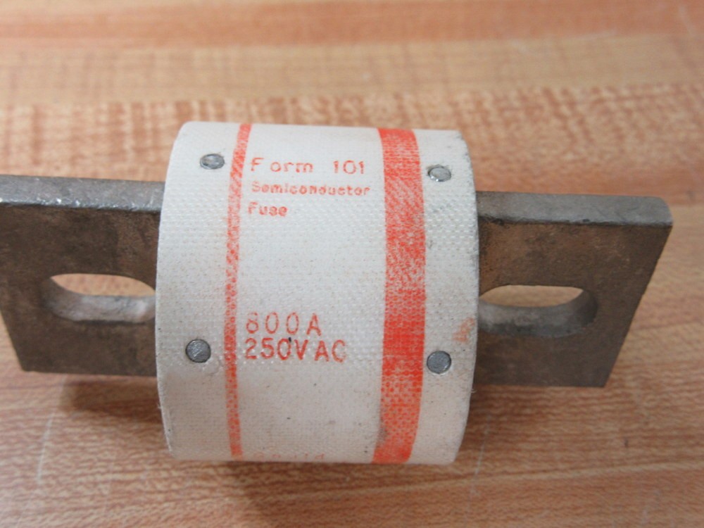 Gould Shawmut A25X300-4 Amp-Trap Fuse A25X3004