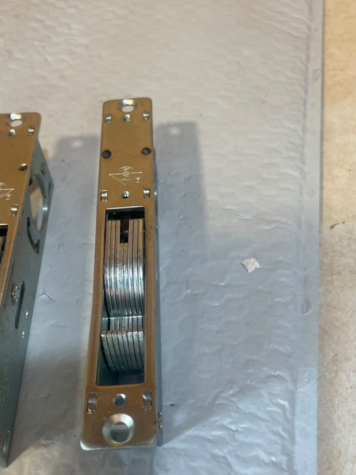 5 NEW Adams Rite 1753A-350-99 — 1-1/8 – 02 “E” Dead Lock 227899 (S4)