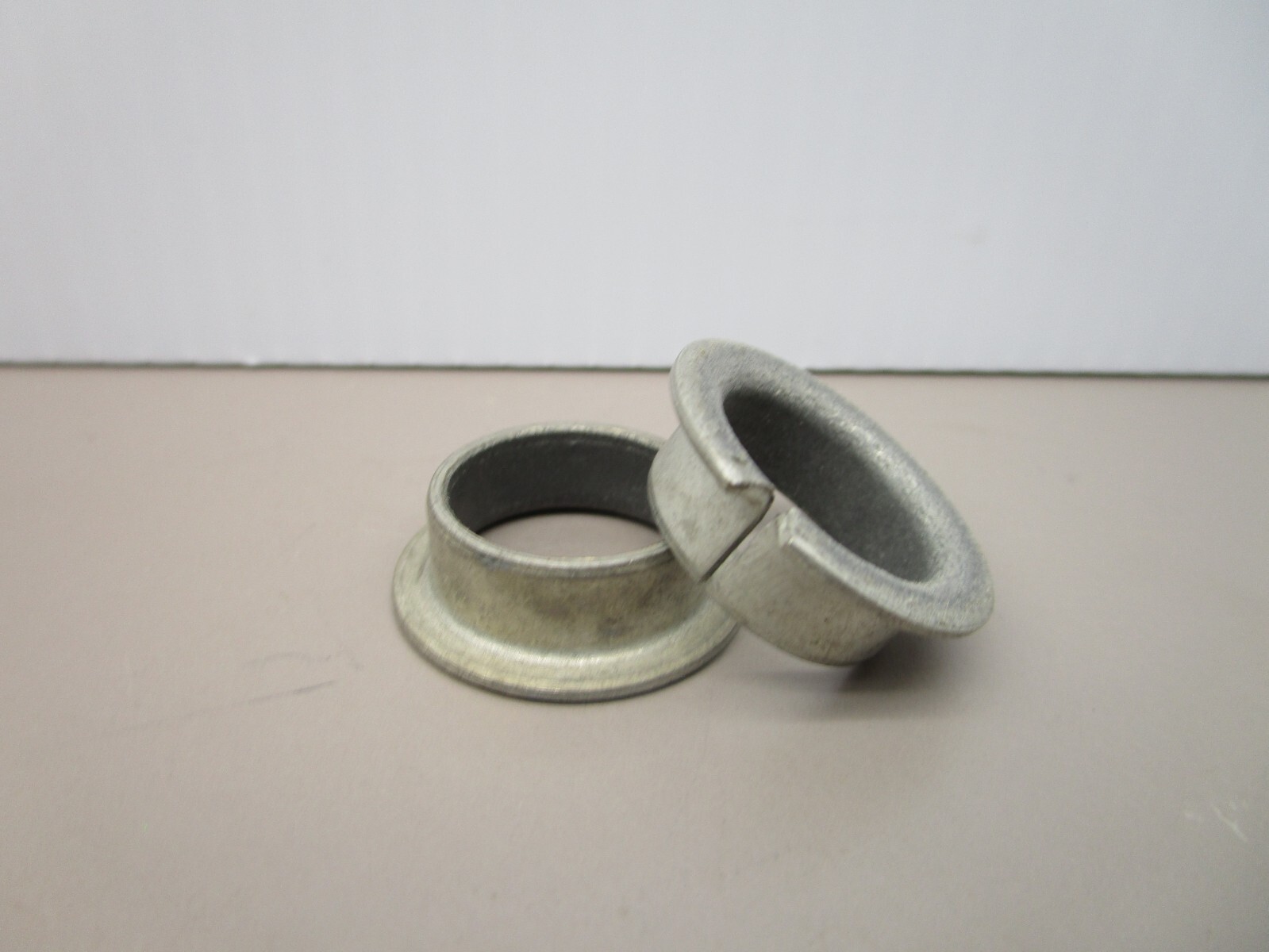 x2 Braun Access Lift 24011 Flange Bearing 3/4″ x 3/8″