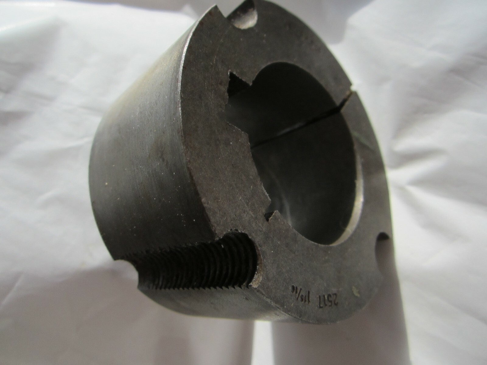 TAPER LOCK 2517 7858-3115 TAPER LOCK BUSHING 1 15/16″