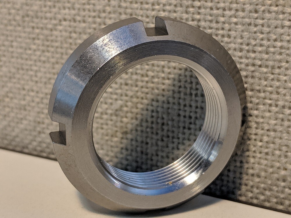 N-09 BEARING LOCKNUT