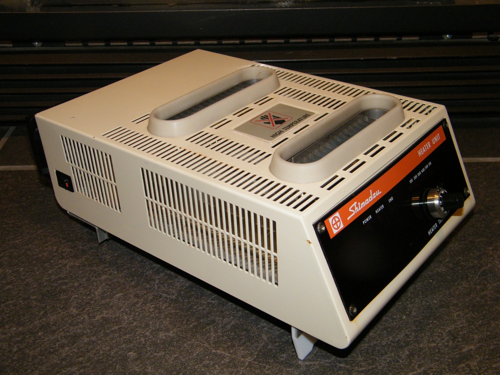 SHIMADZU HEATER UNIT; AC 117V, POWER SUPPLY NOT INCLUDED, GUARANTEED TO WORK!