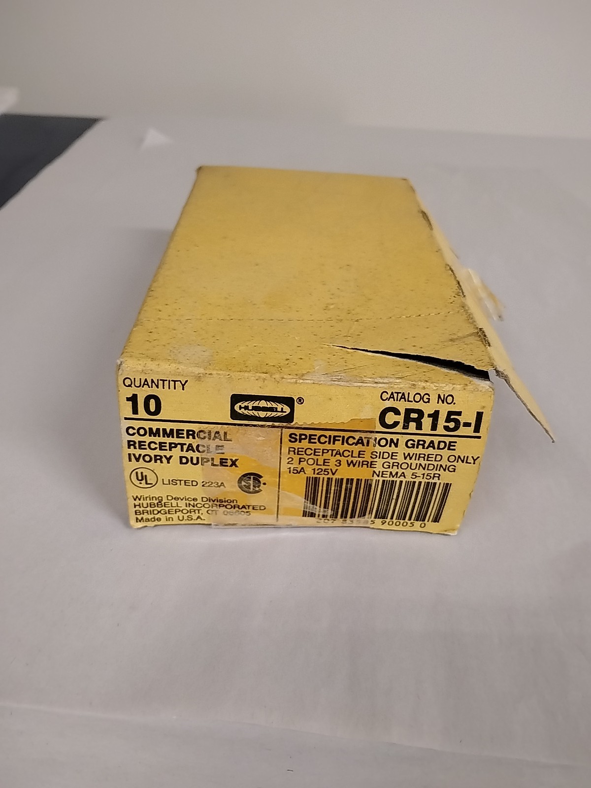 (8) Hubbell 15A 125V Duplex Receptacle NEMA 5-15R Commercial Spec Grade, Ivory