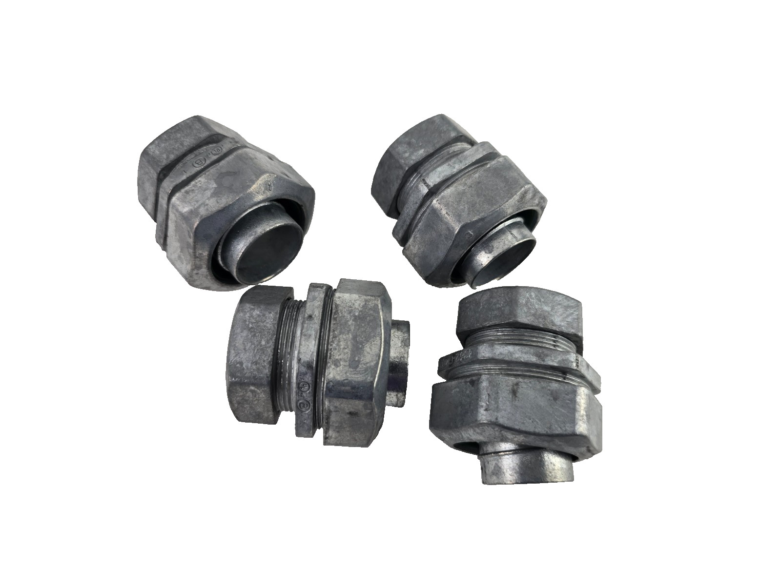 4pcs Bridgeport 4362-DC 1″ Raintight Liquid Tight to EMT Transition Coupling