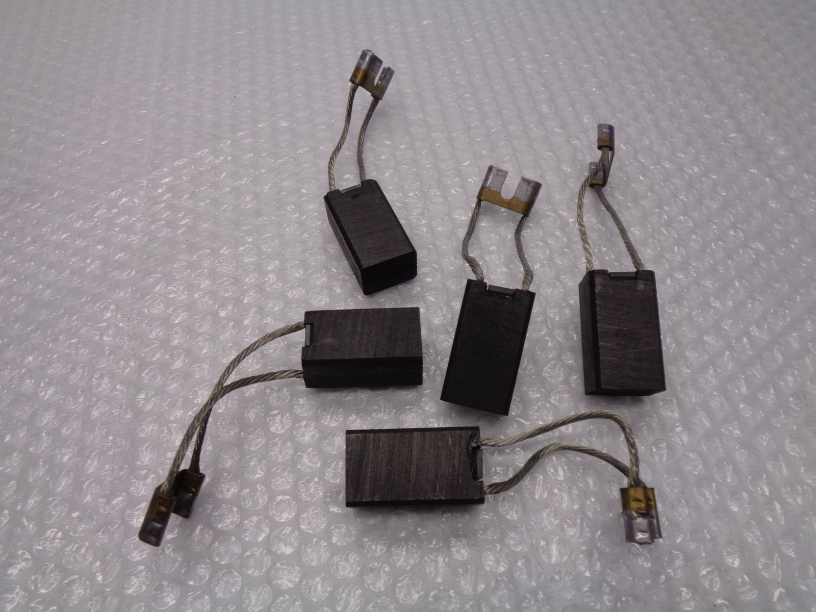 SOUTH LAND 9918-14054 CARBON BRUSH LOT OF 5 NSNP