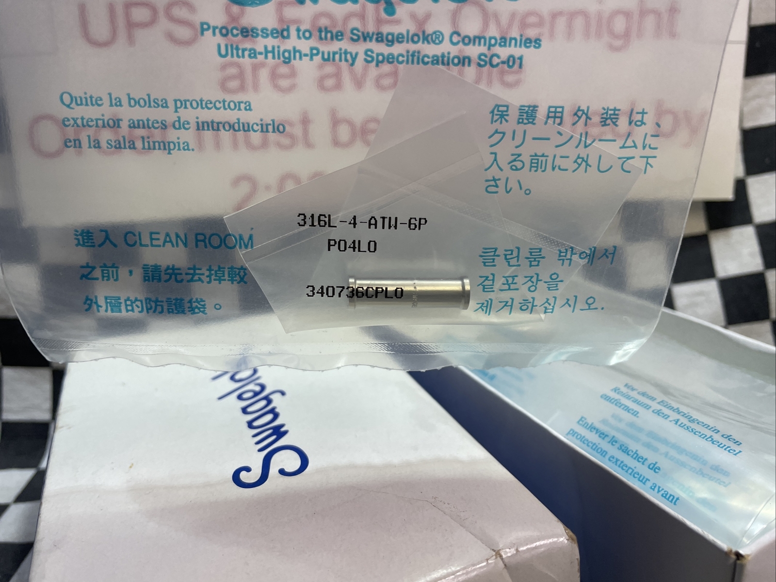 SWAGELOK 316L-4-ATW-6P, 316L4ATW6P, TUBE BUTT WELD CONNECTOR 1/4″, LOT OF 12