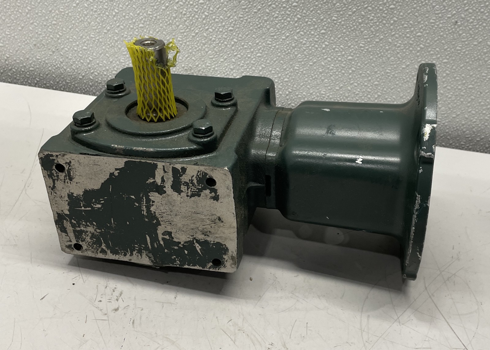 Tigear-2 Reducer Size 10:1 534 LBS Cast Iron Torque Ratio 17 17A10L14