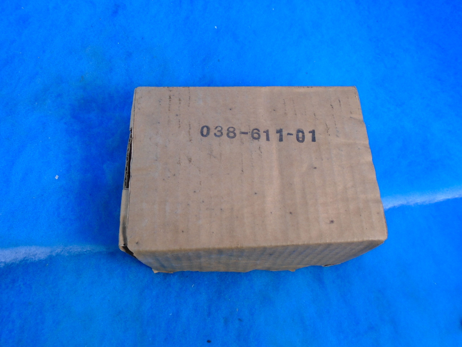 NOS BOX OF 10 THOMAS & BETTS PA35 PIN ADAPTER TERMINAL AND COVER 1 YR WARRANTY