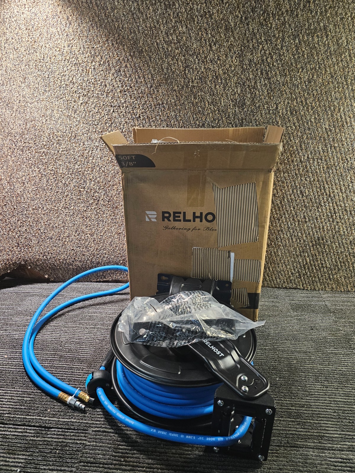 Relhost Retractable Air Hose Reel, 50 ft x 3/8 in Hybrid Air Hose Max 300PSI