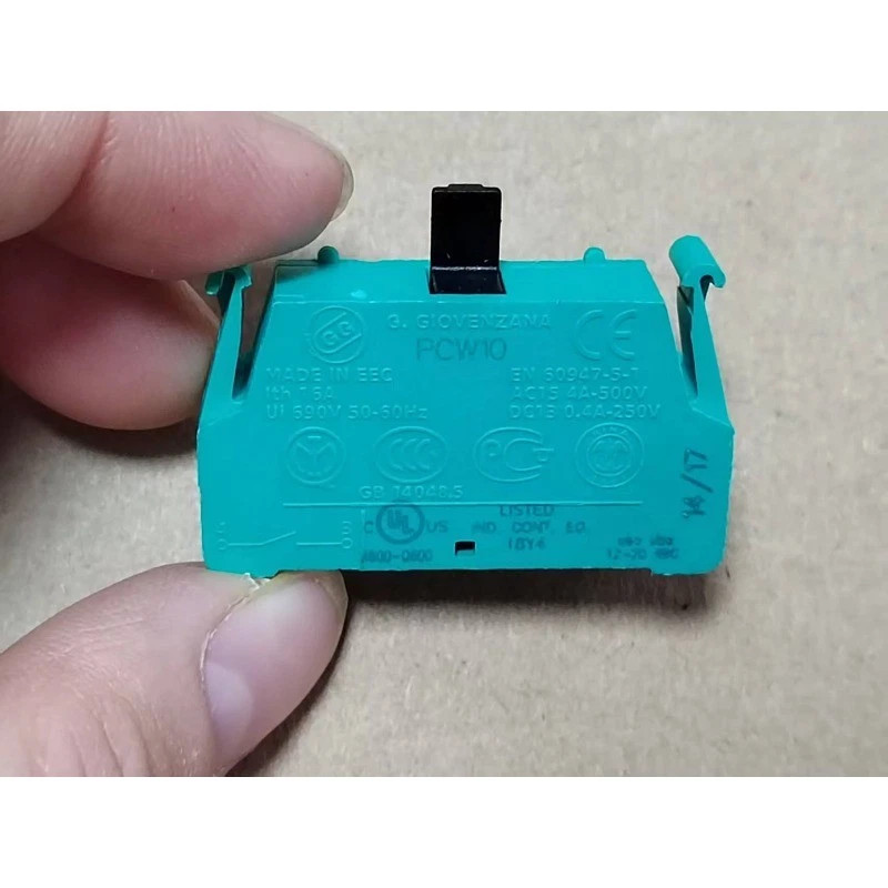 1Pcs New normally open switch contact PCW10