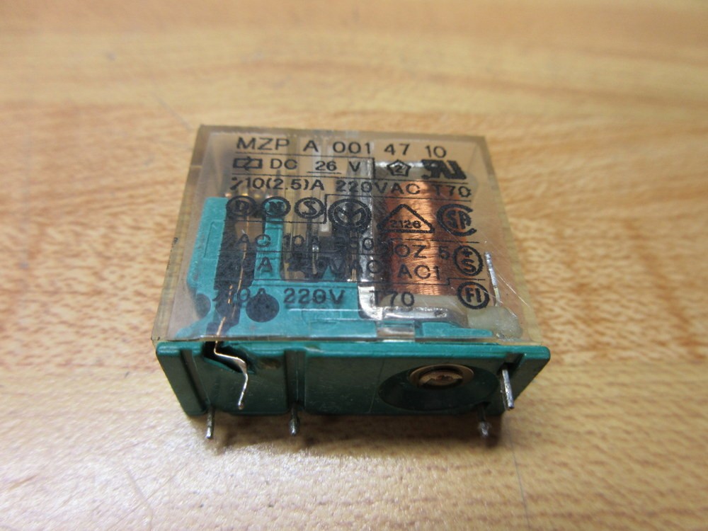Carlo Gavazzi MZP A 001 47 10 FEME Relay MZPA0014710